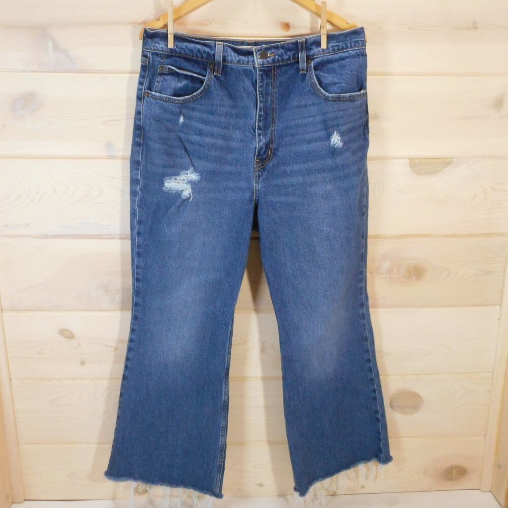 Levis Womens 32 Jeans 70s High Rise Flare Denim Frayed Cut-off Hem Distressed